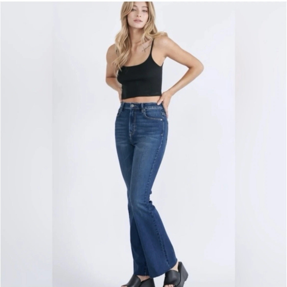 Abercrombie & Fitch Women's The Vintage Flare Jeans 37/24R - NWT - $90